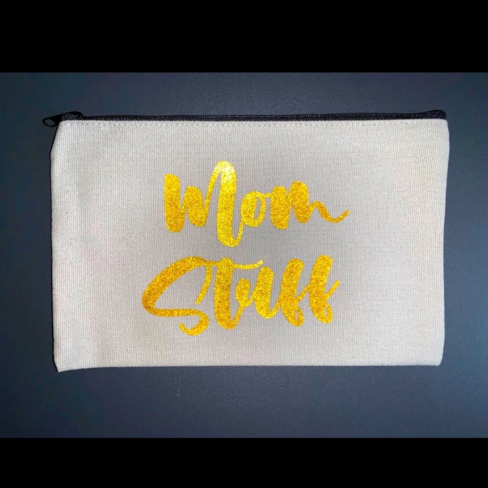 Zipper pouch